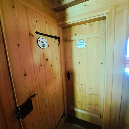 Salzkammergut Huette *
